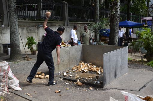  Hindistan Cevizinin kırılma seremonisi-Coconat fracture