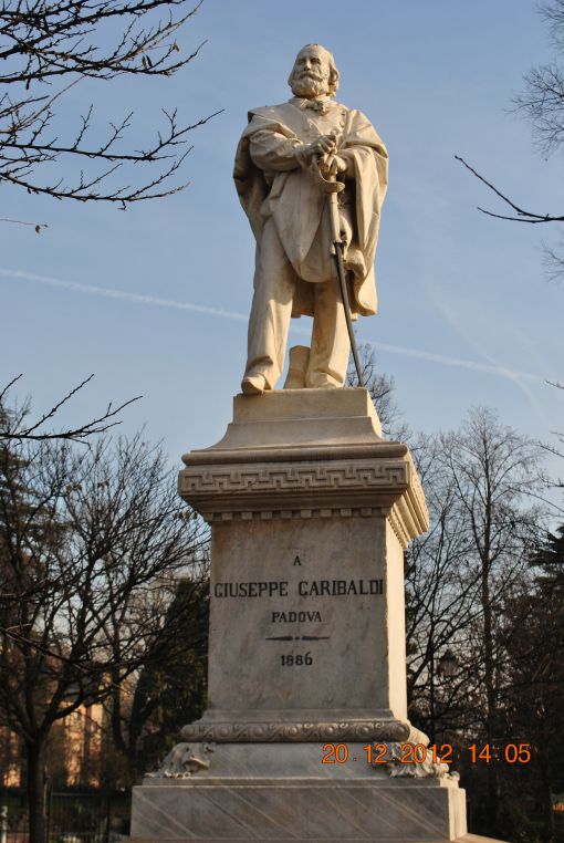 Garibaldi-İtalya Birliğini sağlayan asker